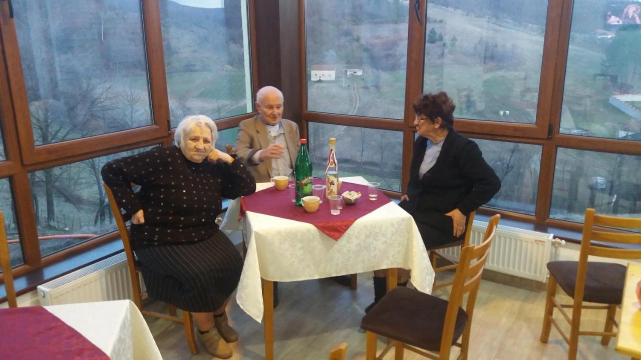 Etno Selo Lelic Bed & Breakfast Valjevo Exterior photo