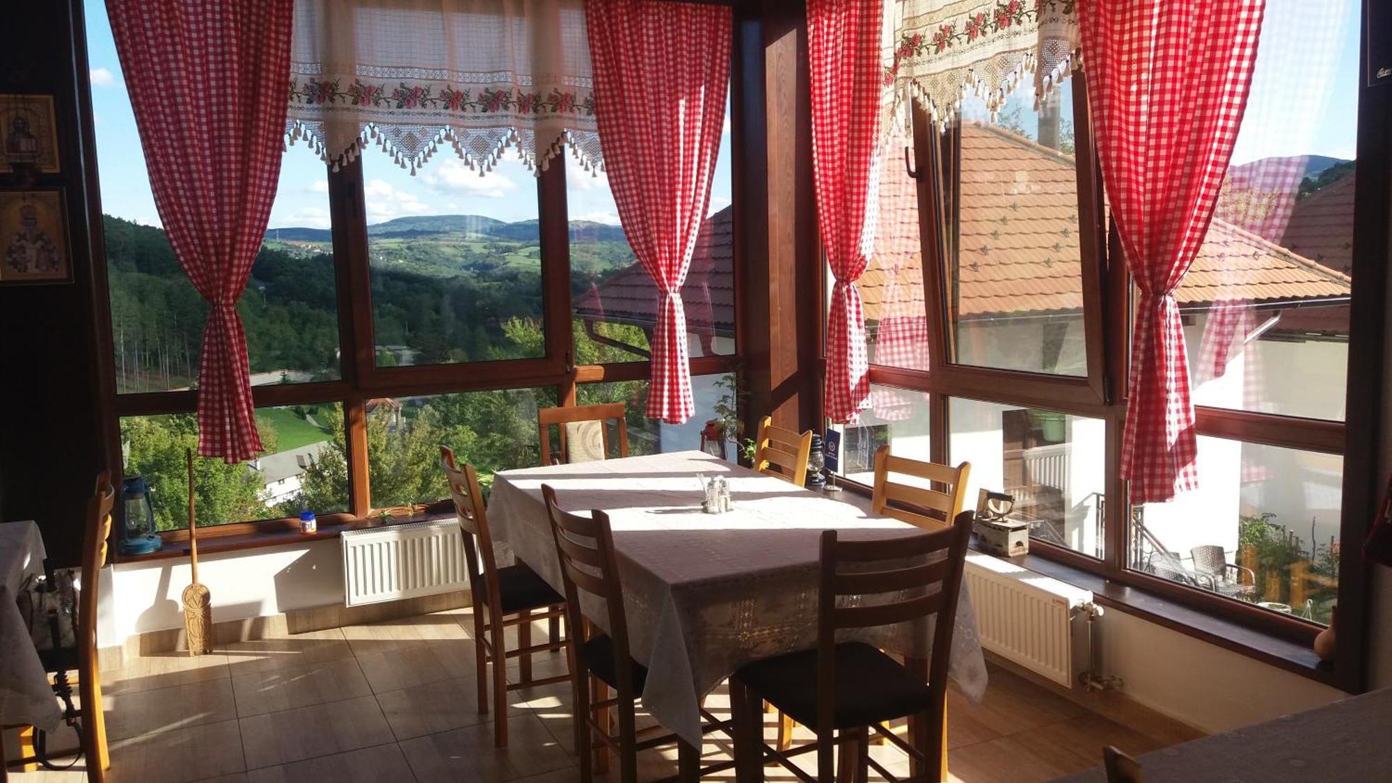Etno Selo Lelic Bed & Breakfast Valjevo Exterior photo