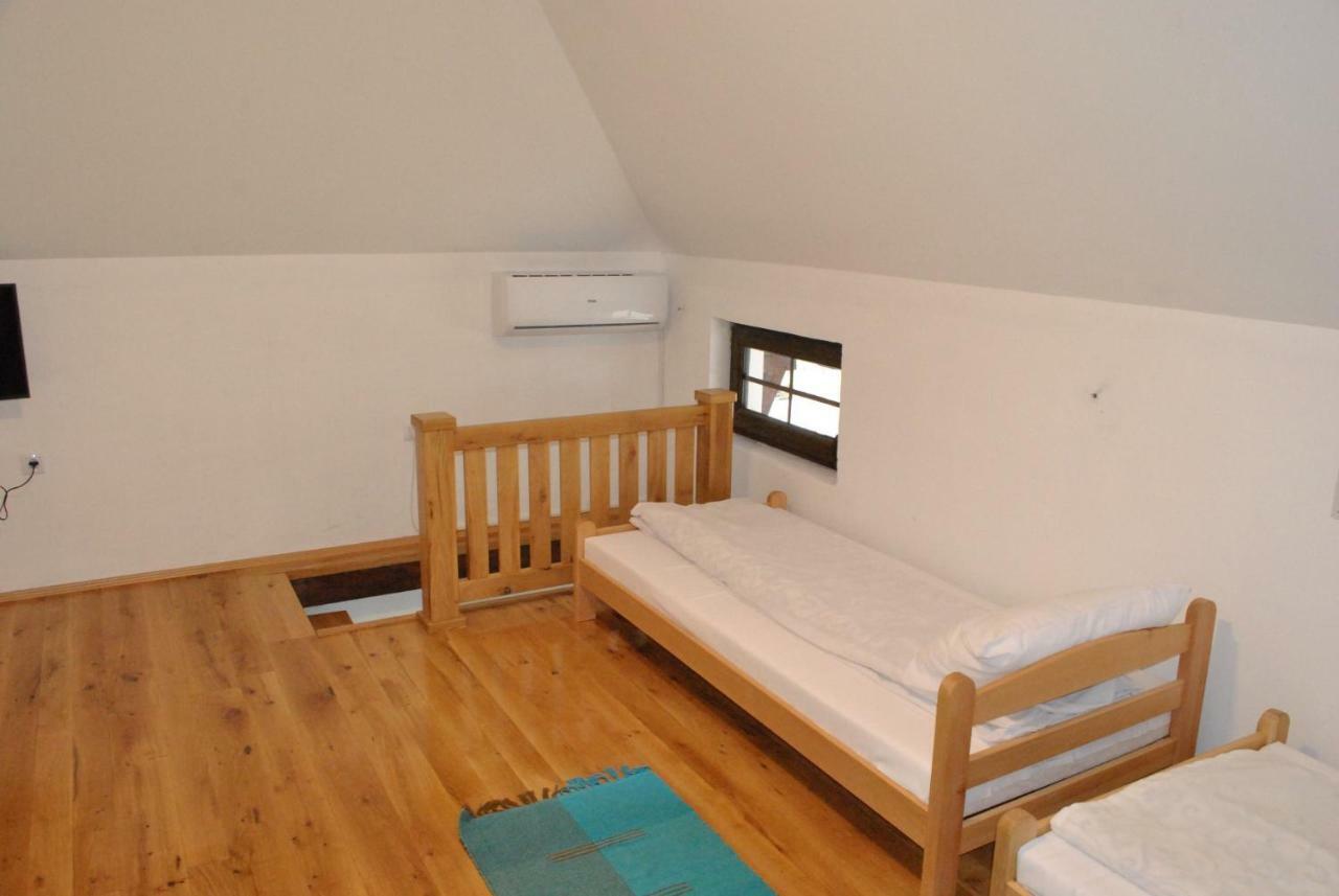 Etno Selo Lelic Bed & Breakfast Valjevo Exterior photo